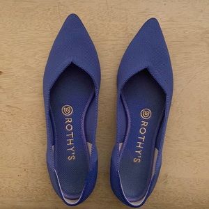 Cornflower Blue Rothy’s Flats